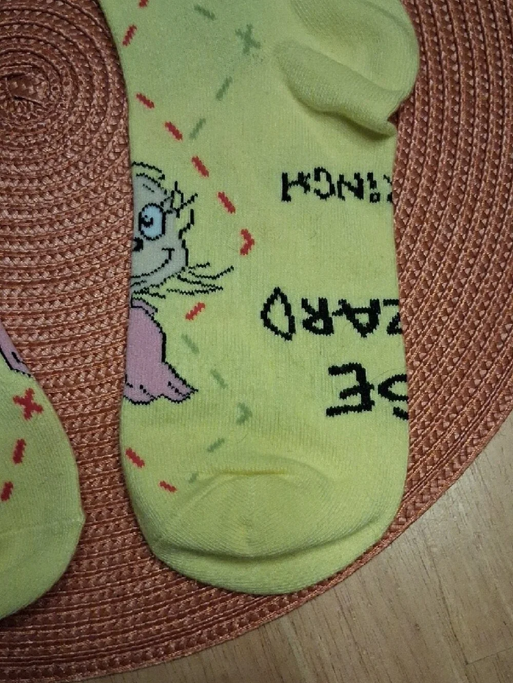 McDonald's Collectable Grinch-Themed Yellow Crew Socks OS